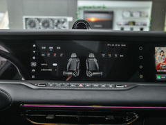 2025款 318 318km 后驱环游版