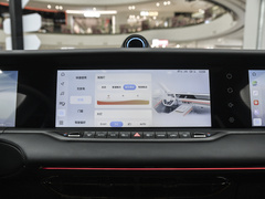 2025款 318 318km 后驱环游版