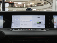 2025款 318 318km 后驱环游版