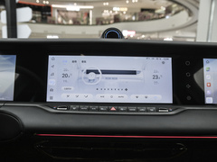 2025款 318 318km 后驱环游版