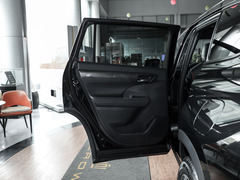 2024款 2.5L HEV四驱尊贵版