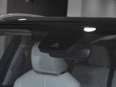 2024款 2.5L智能电混双擎两驱尊贵版 7座