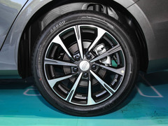 2025款 第4代 1.5L CVT龙腾版