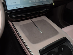 2024款 全球款 710特高压智驾版