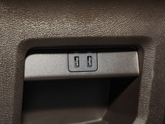 2024款 2.0L CNG精英版 7座