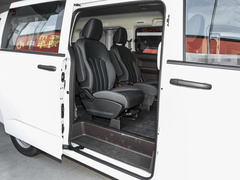 2024款 2.0L CNG精英版 7座