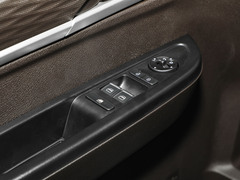 2024款 2.0L CNG中级营运舒适版 7座