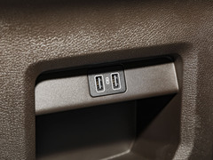 2024款 2.0L CNG中级营运舒适版 7座