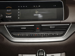 2024款 2.0L CNG中级营运舒适版 7座