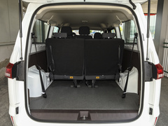 2024款 1.6L 长轴创富型 7座