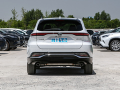 2024款 2.0L CVT两驱豪华PLUS版
