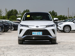 2024款 2.0L CVT两驱豪华PLUS版