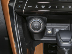 2024款 2.0L CVT两驱豪华PLUS版