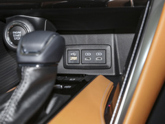 2024款 2.0L CVT两驱豪华PLUS版
