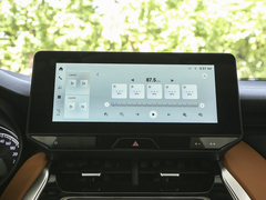 2024款 2.0L CVT两驱豪华PLUS版