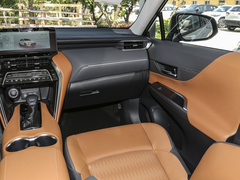 2024款 2.0L CVT两驱豪华PLUS版