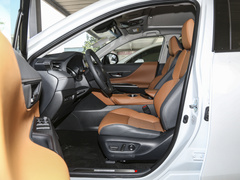 2024款 2.0L CVT两驱豪华PLUS版