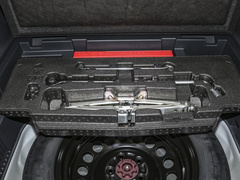 2024款 2.0L CVT两驱豪华PLUS版