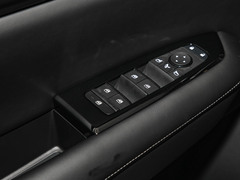 2024款 380VC-TURBO 两驱智享版 6座