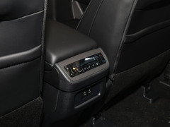 2024款 380VC-TURBO 两驱智享版 6座