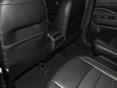 2024款 380VC-TURBO 两驱智享版 6座