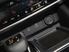 2024款 380VC-TURBO 两驱智享版 6座