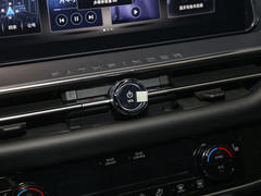 2024款 380VC-TURBO 两驱智享版 6座