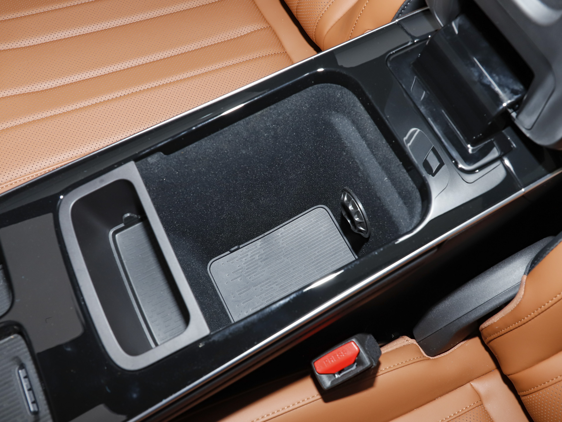 2026款 豹款 鲲鹏310TGDI 自动尊贵型