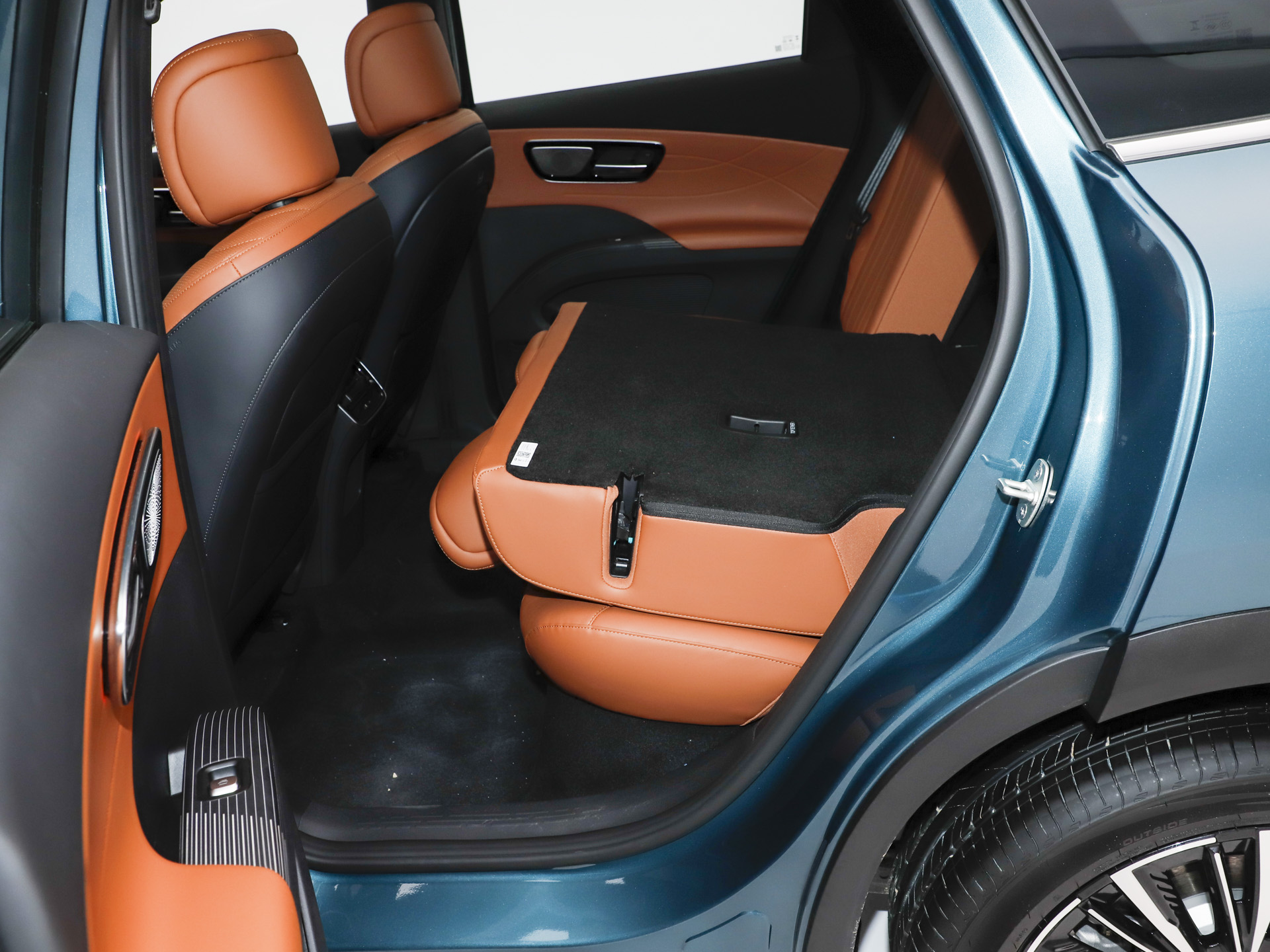 2026款 豹款 鲲鹏310TGDI 自动尊贵型