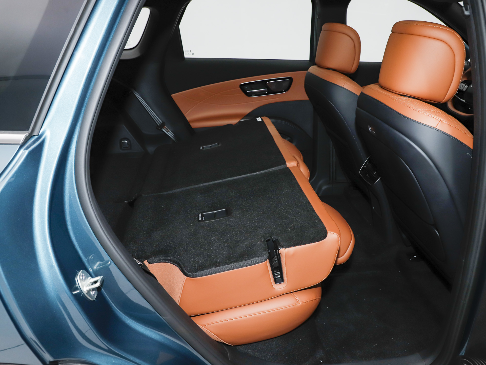 2026款 豹款 鲲鹏310TGDI 自动尊贵型