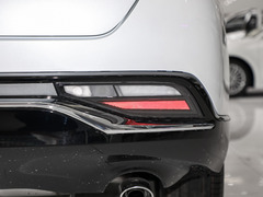 2024款 2.0L CVT两驱豪华版