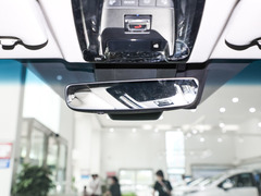 2024款 2.0L CVT两驱豪华版