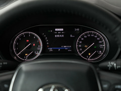 2024款 2.0L CVT两驱豪华版