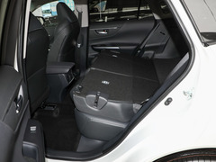 2024款 2.0L CVT两驱豪华版