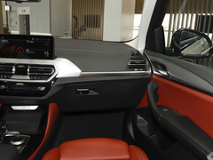 2024款 xDrive 30i M运动套装 