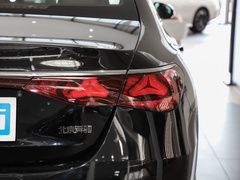 2024款 改款 E 300 L 时尚型