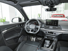 2025款 40 TFSI 豪华动感型