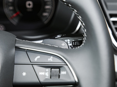 2025款 40 TFSI 豪华动感型