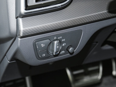 2025款 40 TFSI 豪华动感型