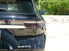 2023款 改款 2.0T 双离合两驱领先版 5座