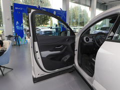 2025款 DM-i 115KM旗舰型