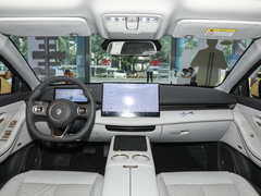 2025款 纯电 600km豪华版