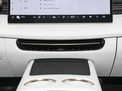2025款 纯电 600km豪华版
