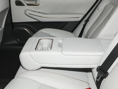 2025款 纯电 600km豪华版
