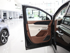 2025款 DM-i 1.5T 180km 卓越型