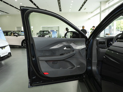 2025款 735MAX 160kW