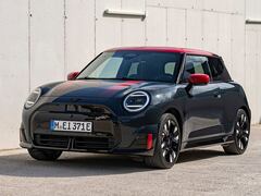 2025款 JOHN COOPER WORKS