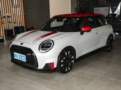 JOHN COOPER WORKS封面图