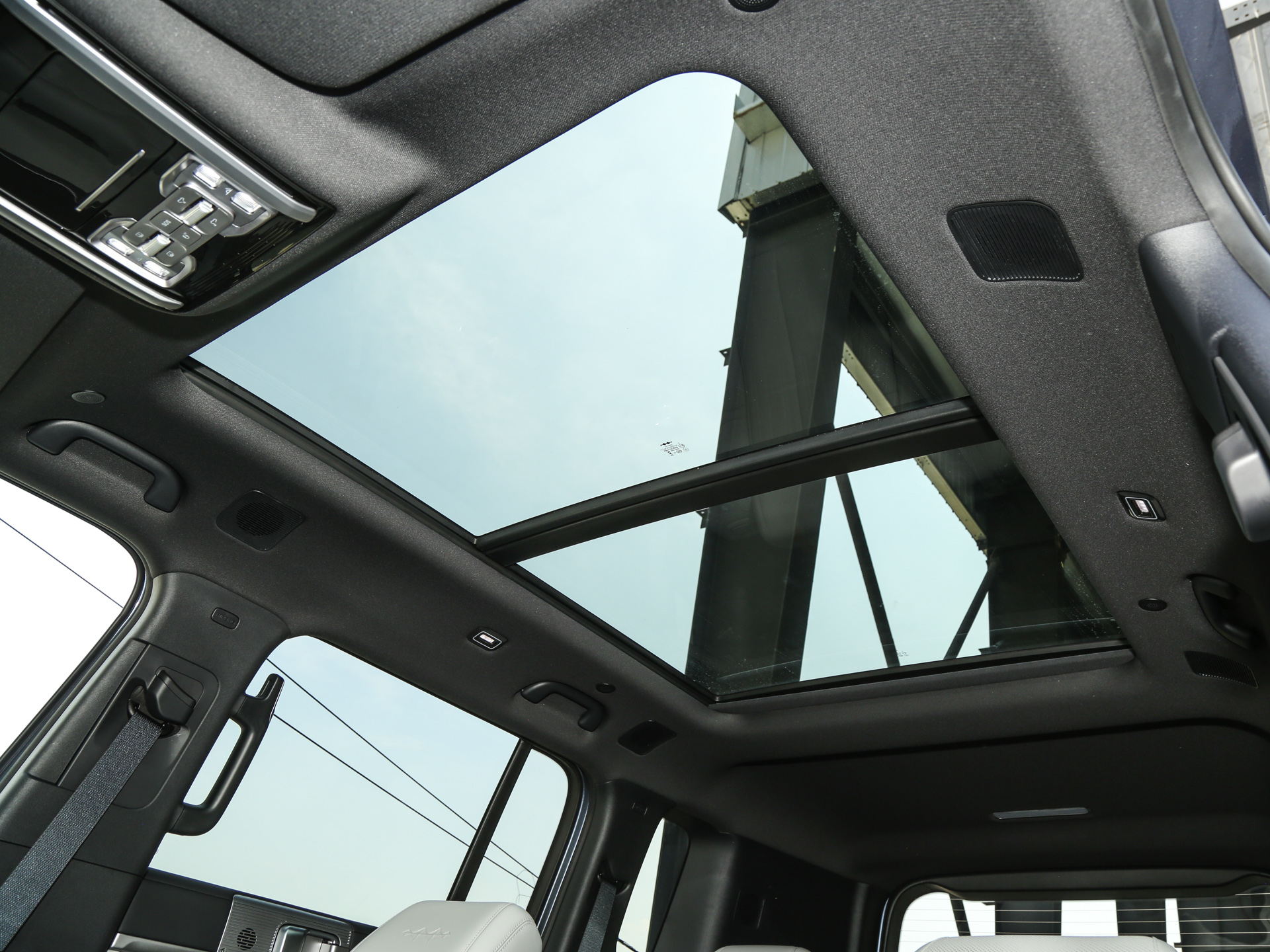 2025款  190KM四驱Ultra版