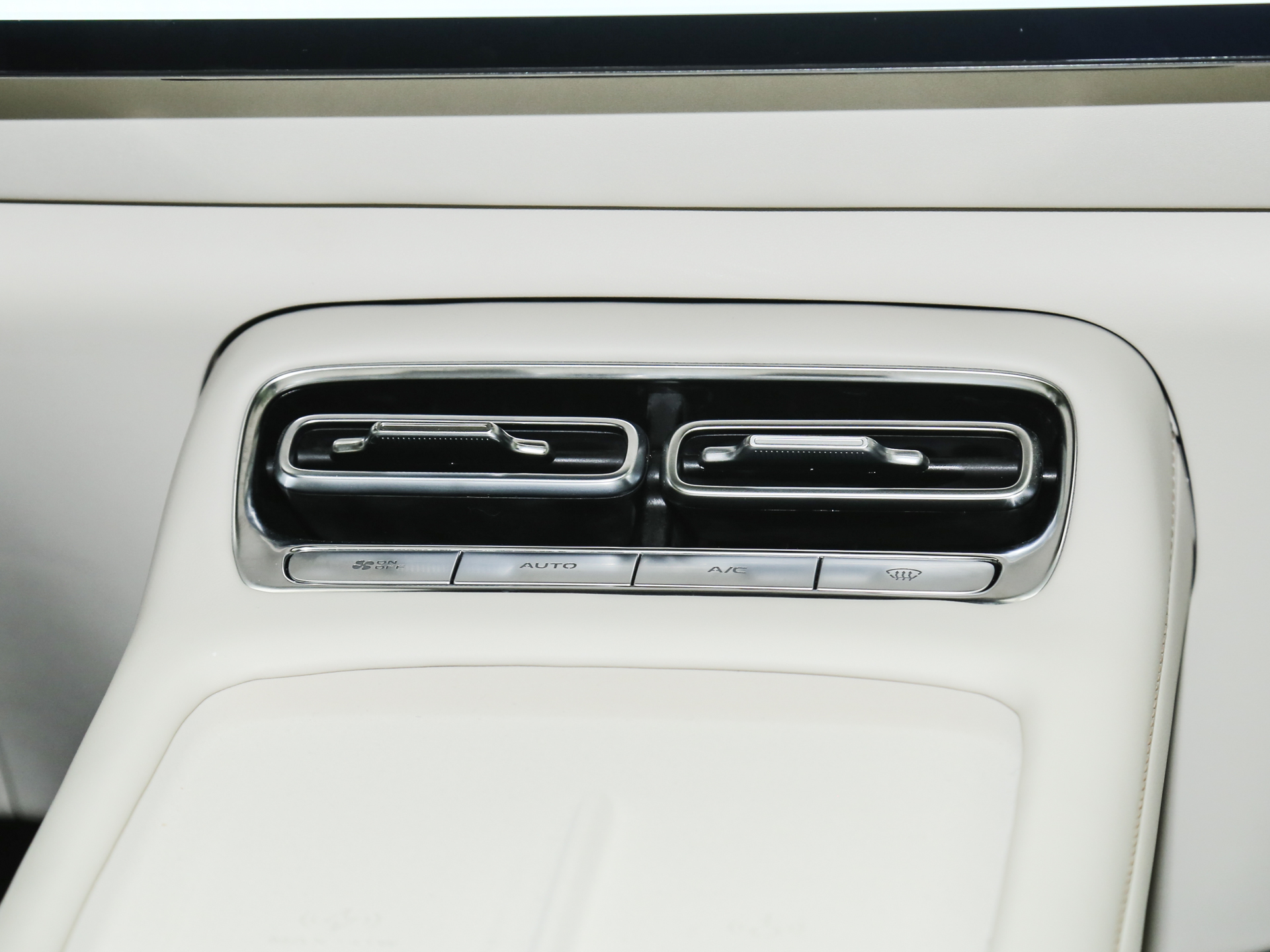 2026款 纯电 低配版